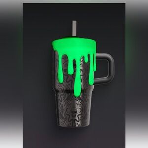 20 oz. 2025 STANLEY TUMBLER-DEADLY DAMASK w GLOW IN THE DARK SLIMY SLEEVE